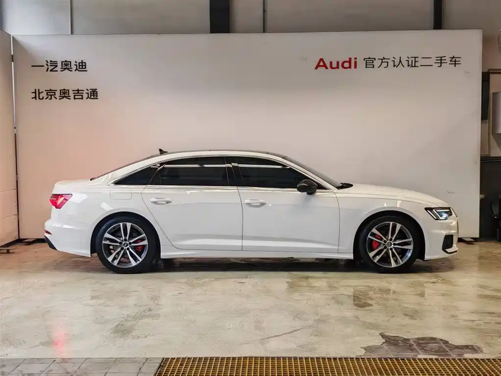 Audi A6L 2019 45 TFSI Premium Dynamic фото 3