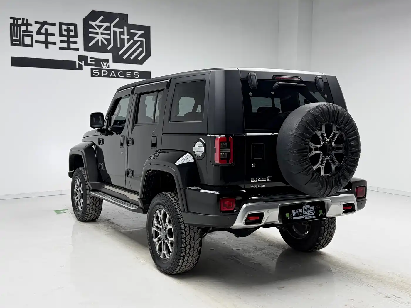 BAIC ORV Beijing Offroad BJ40 2023 2.0T Auto 4WD Urban Hunter Knight Edition фото 6
