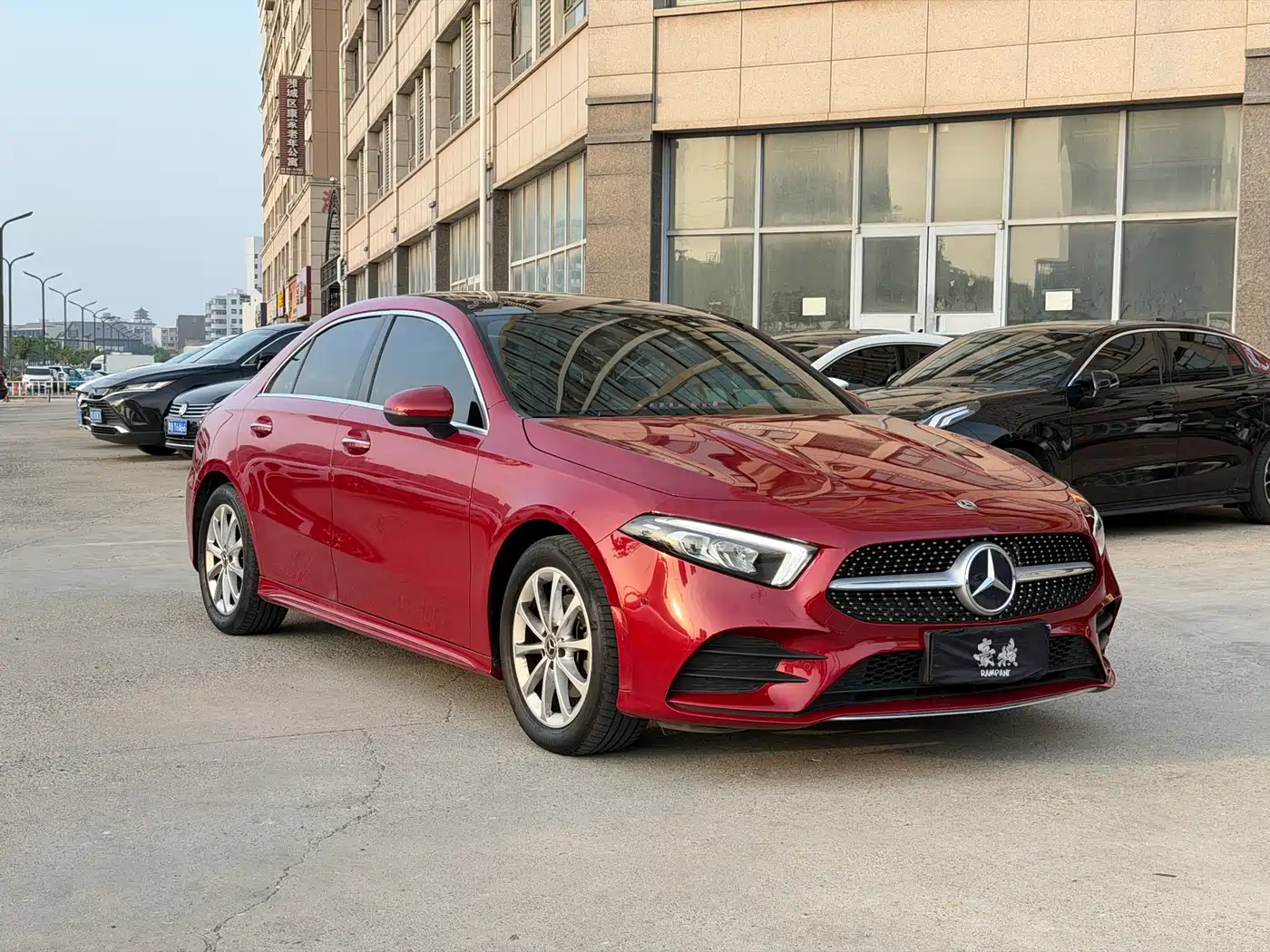 Mercedes-Benz A-Class 2020 Facelift A 200 L Sport Sedan Dynamic фото 3