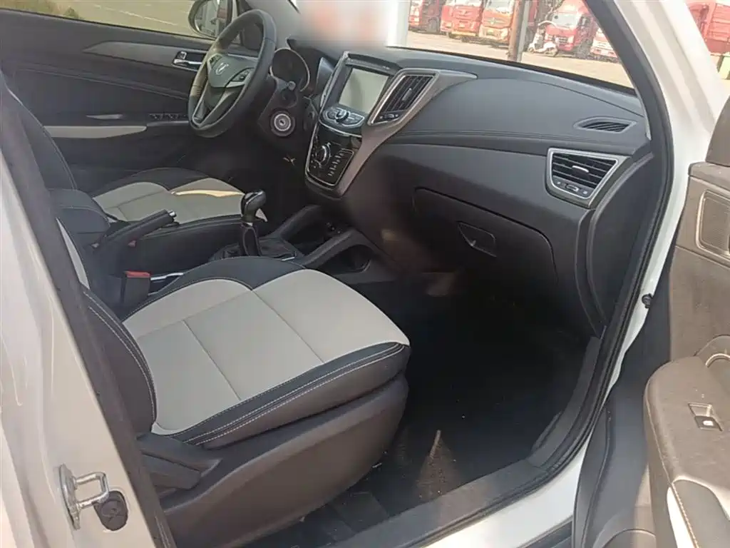 Changan CS35 2018 2017 1.6L Manual Luxury