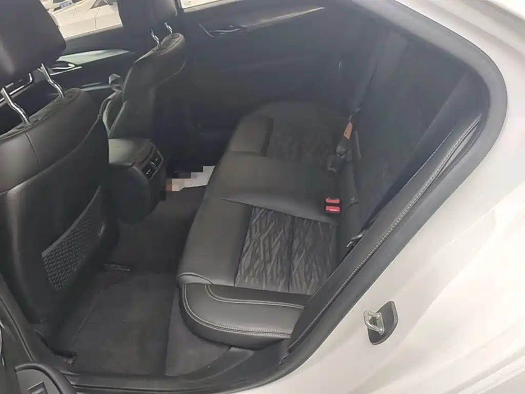 Cadillac ATS-L 2017 28T Technology фото 17