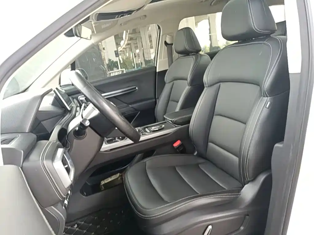 Geely Haoyue 2021 2020 1.8TD DCT Luxury 7-Seater
