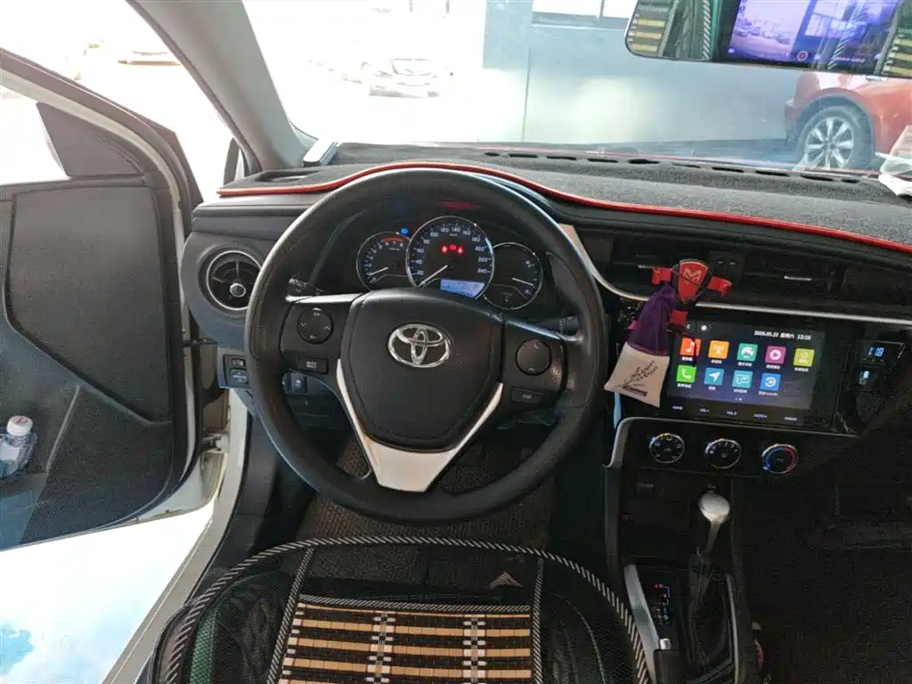 Toyota Levin 2017 Facelift 185T CVT Elite (China V) фото 11