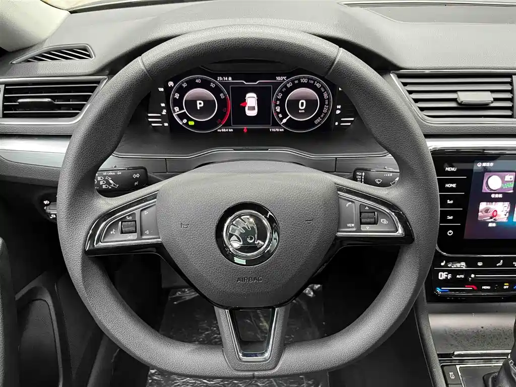 Škoda Superb 2023 Facelift TSI280 DSG Premium Edition фото 3