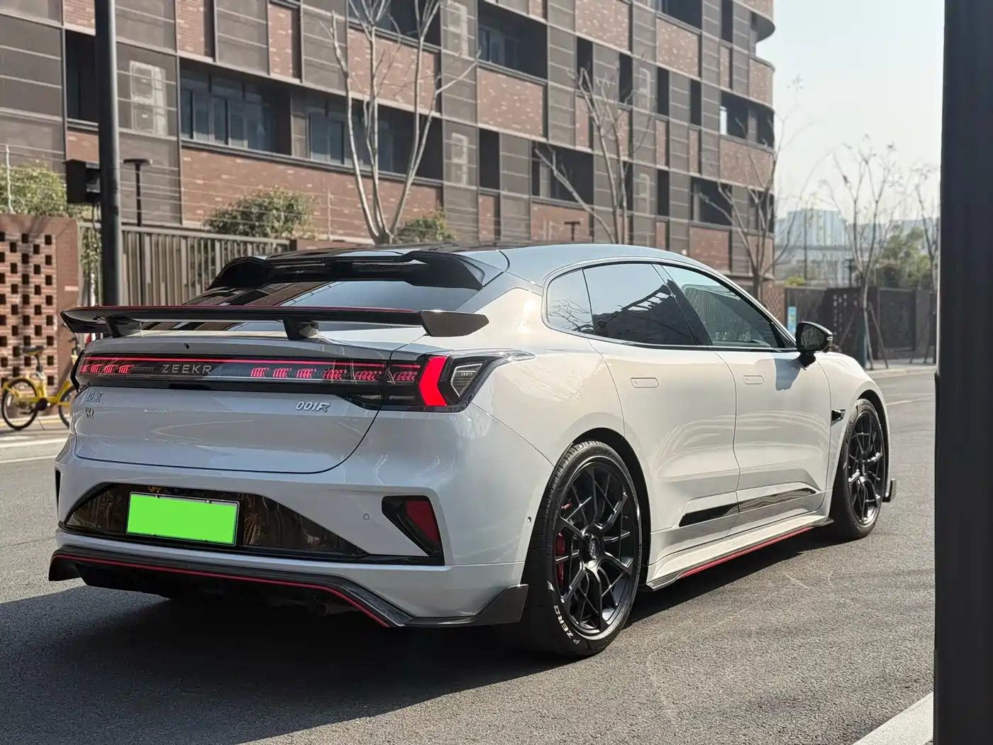 ZEEKR EXTREME KRYPTON 001 FR