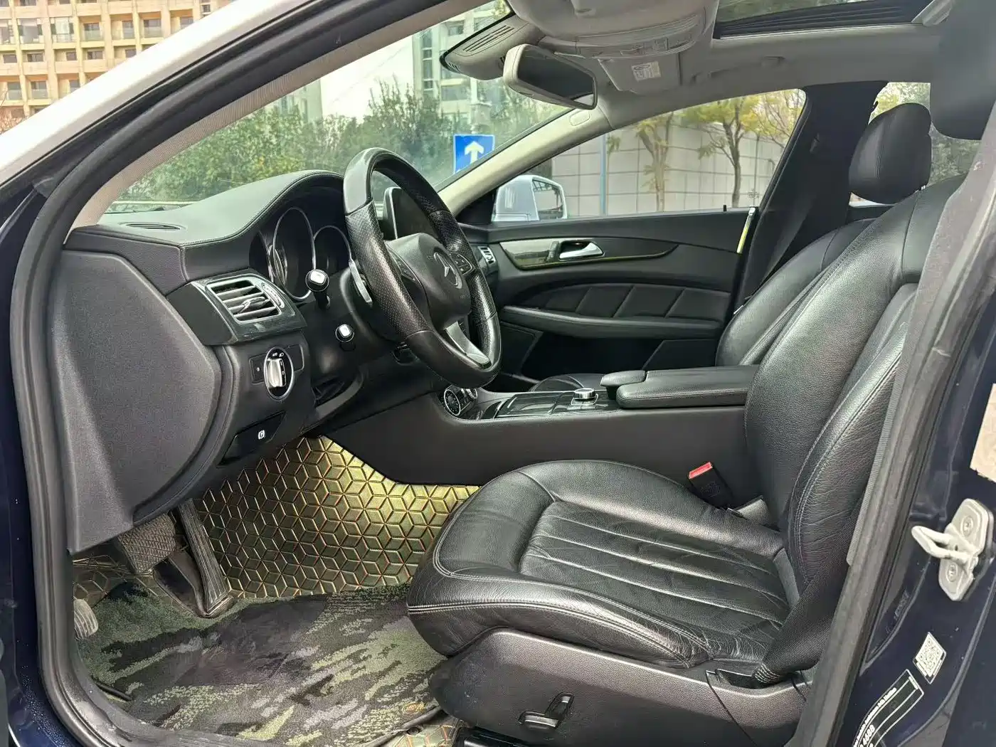 Mercedes-Benz CLS 2015 CLS 260 фото 4