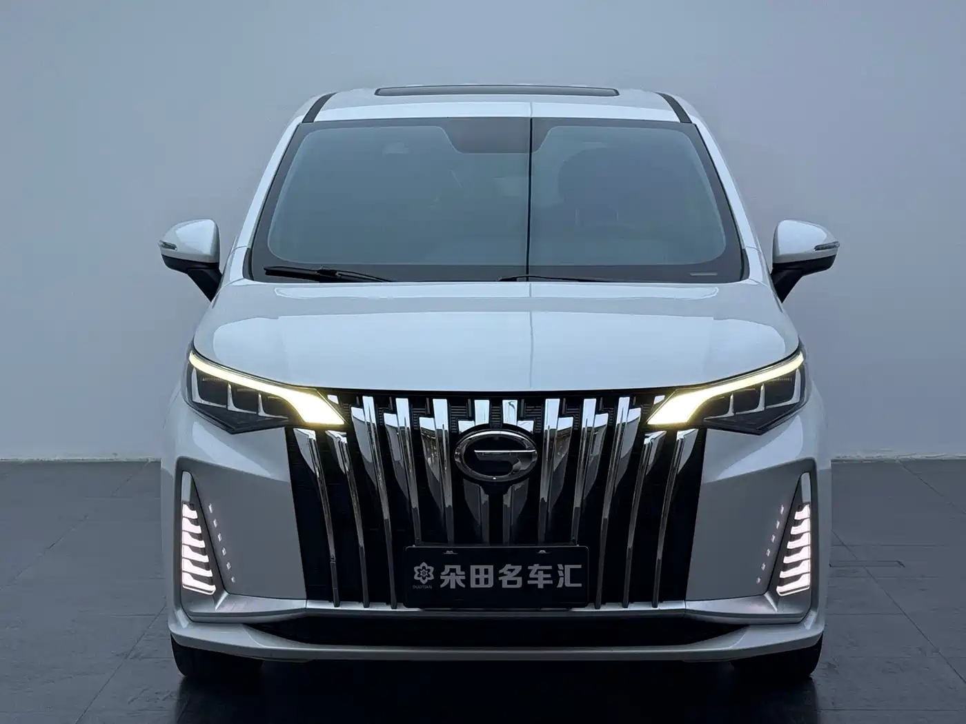GAC Trumpchi Trumpchi M6 2023 PRO 270T DCT Luxury Edition фото 2