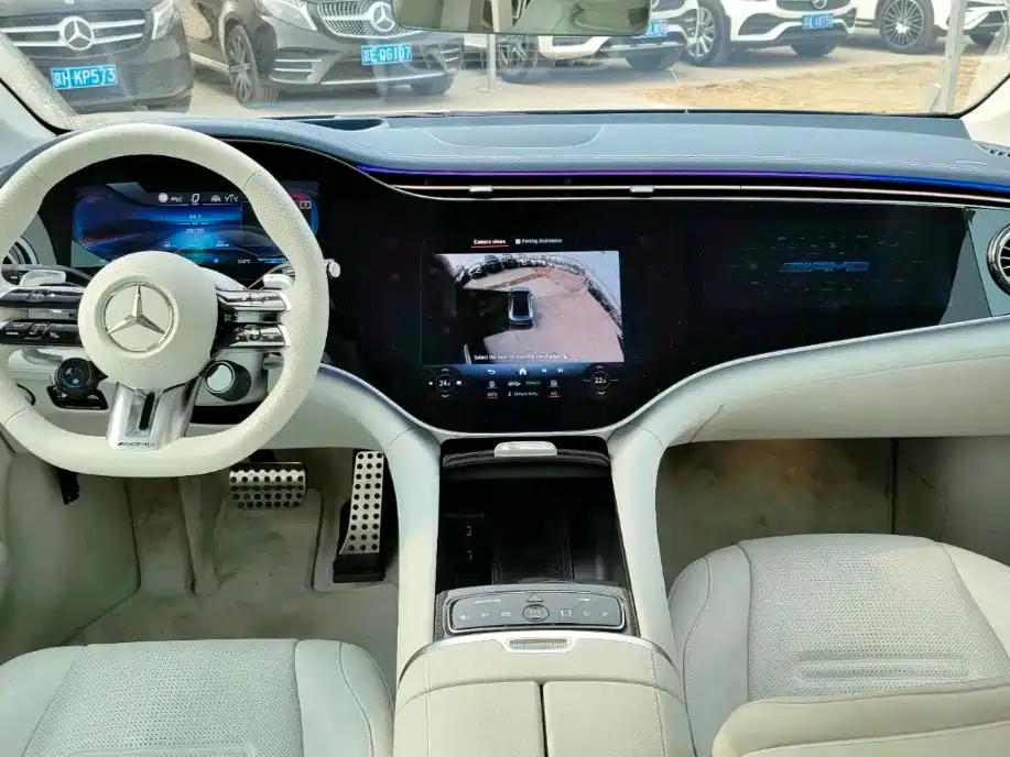 MERCEDES-BENZ EQE AMG