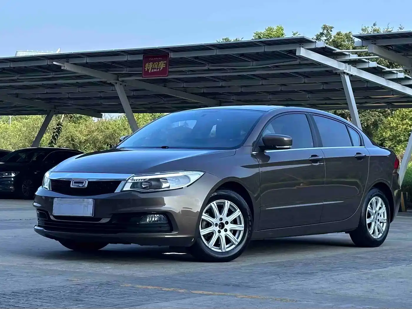Qoros 3 2017 2017 Sedan 1.6L Automatic Zhiyue