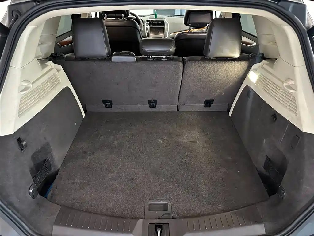 Lincoln MKC 2016 2014 2.0T 2WD Elegance Edition