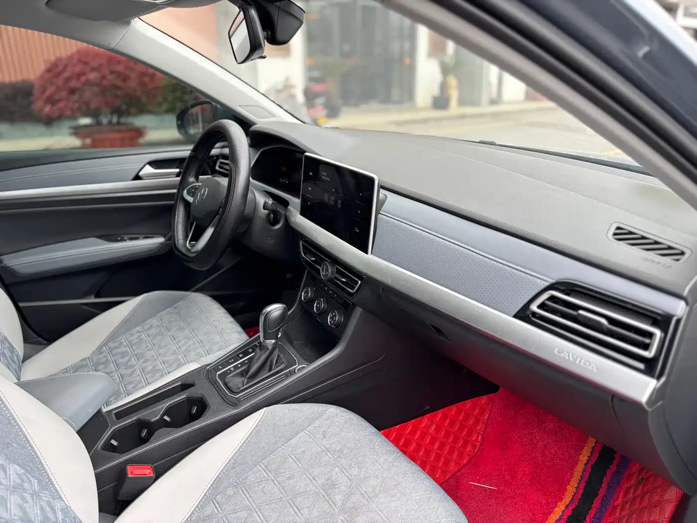 VOLKSWAGEN LAVIDA
