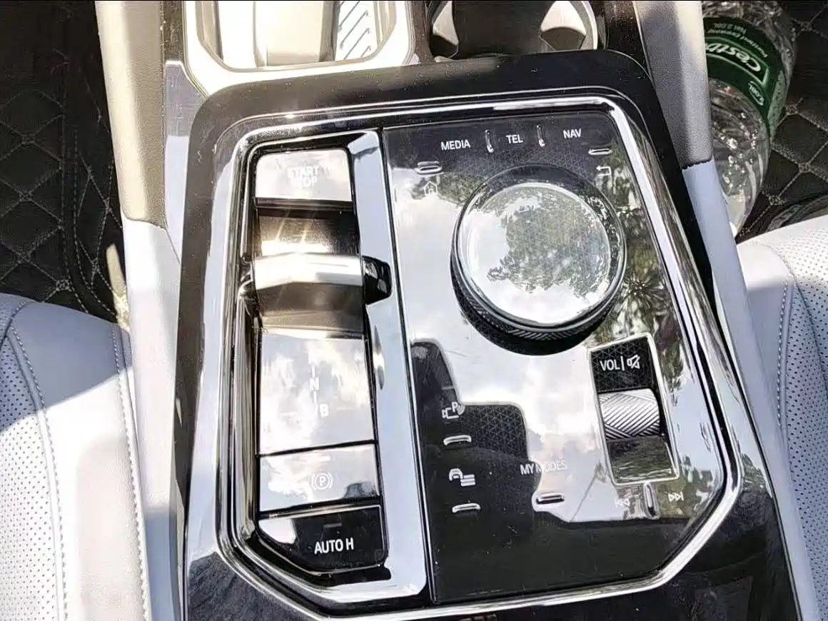 BMW i5 2024 2024 eDrive 35L Premium Model M Sport Package