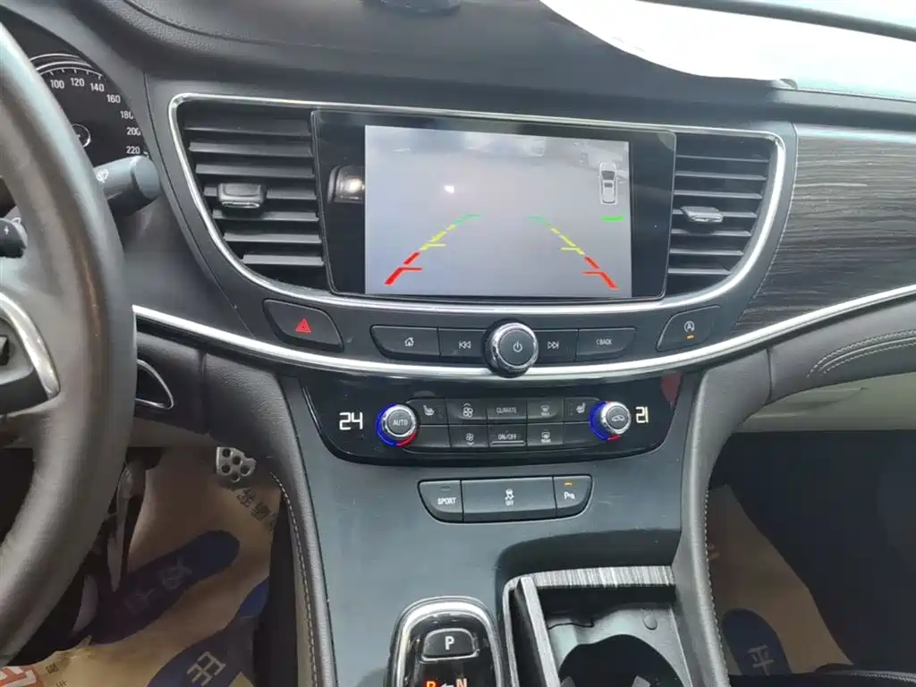 Buick LaCrosse 2016 Facelift 20T Leading фото 13