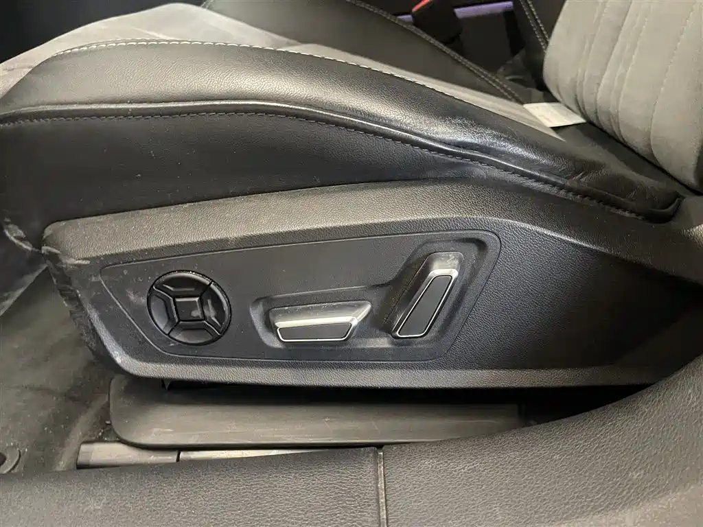 Audi A6L 2024 45 TFSI Premium Dynamic фото 25