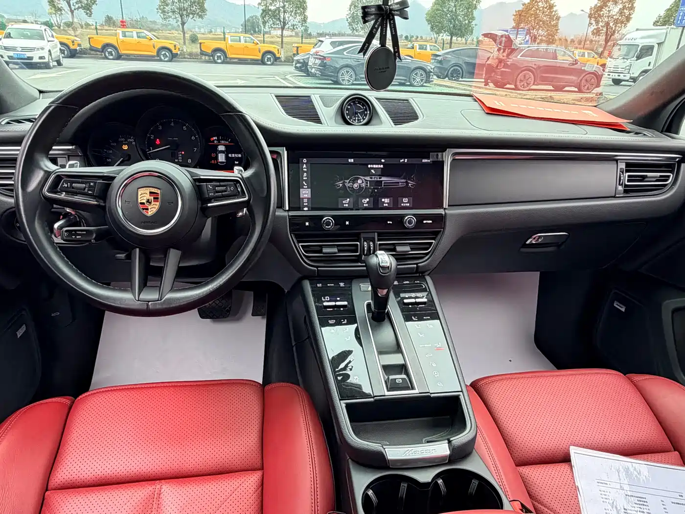 Porsche Macan 2023 Macan 2.0T фото 7