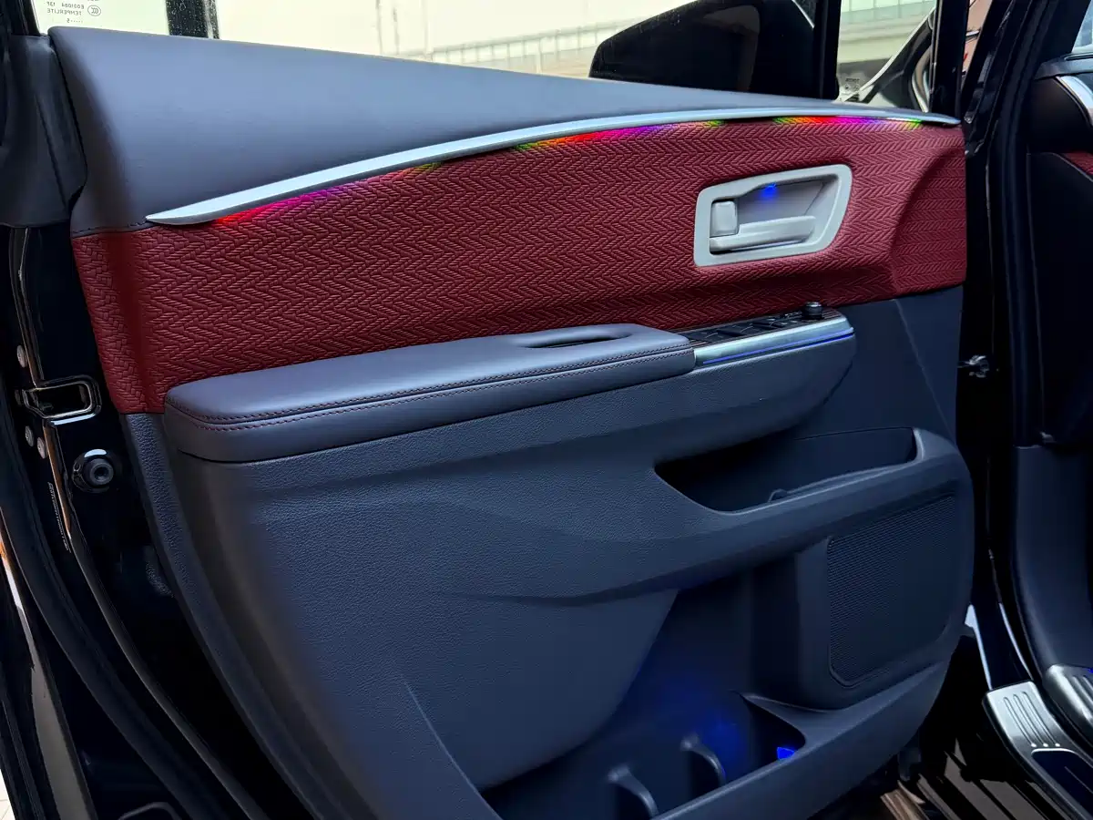 Toyota Sienna 2024 2.5L Hybrid Comfort Edition фото 13