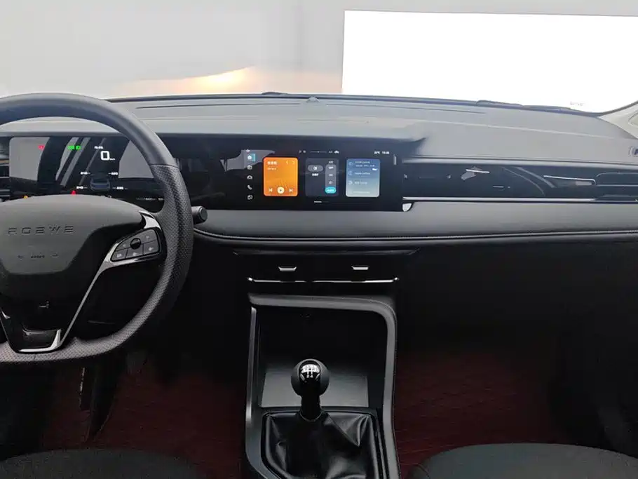 Roewe i5 2026 2026 1.5L Manual Comfort