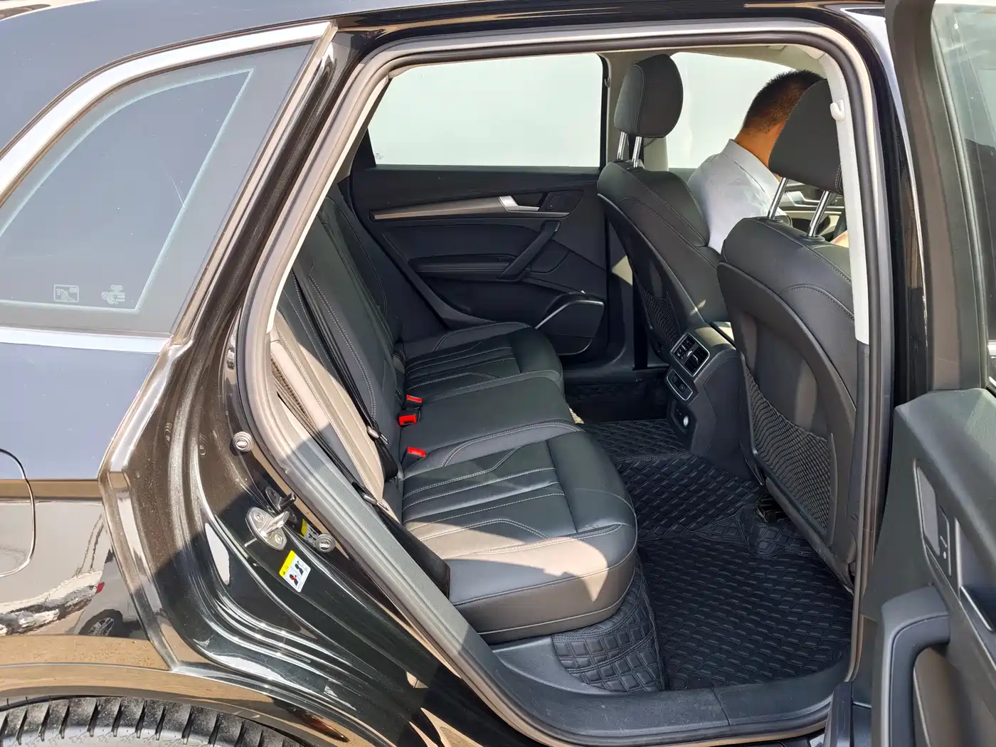 Audi Q5L 2022 40T Luxury Dynamic фото 7