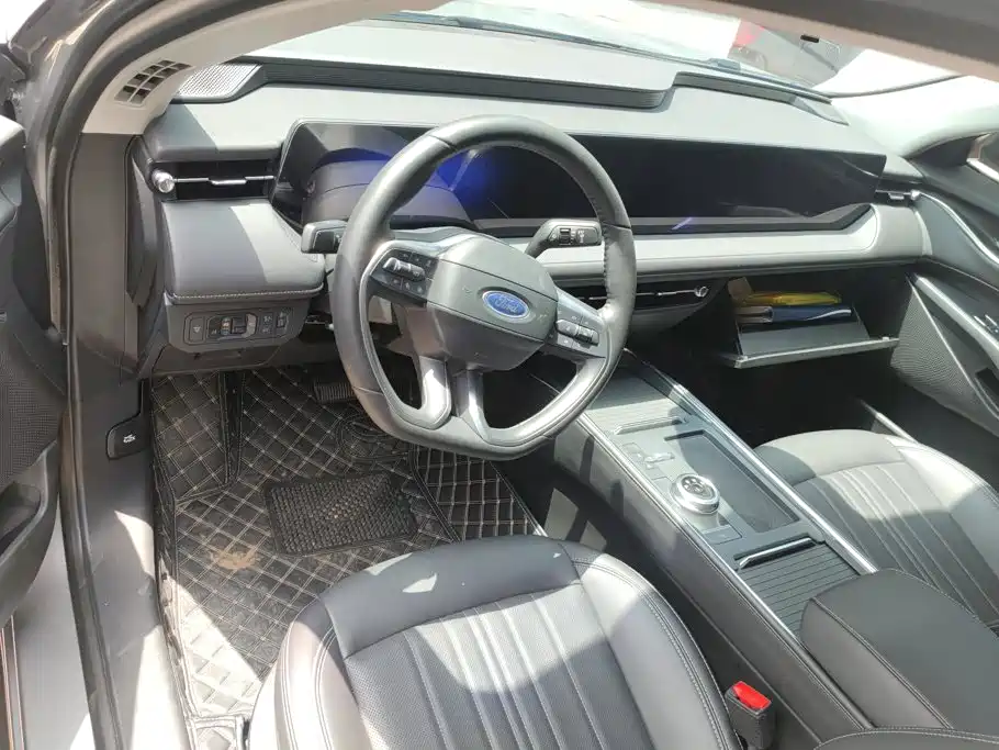 Ford Mondeo 2025 2025 2.0T EcoBoost Luxury