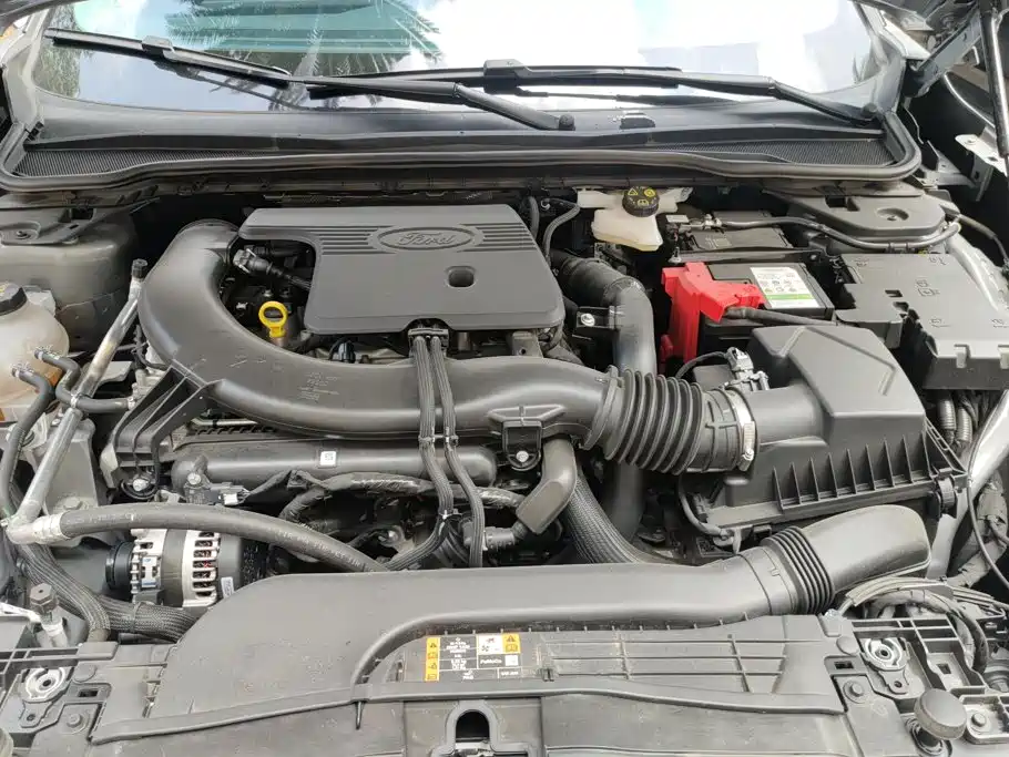 Ford Mondeo 2025 2025 2.0T EcoBoost Luxury