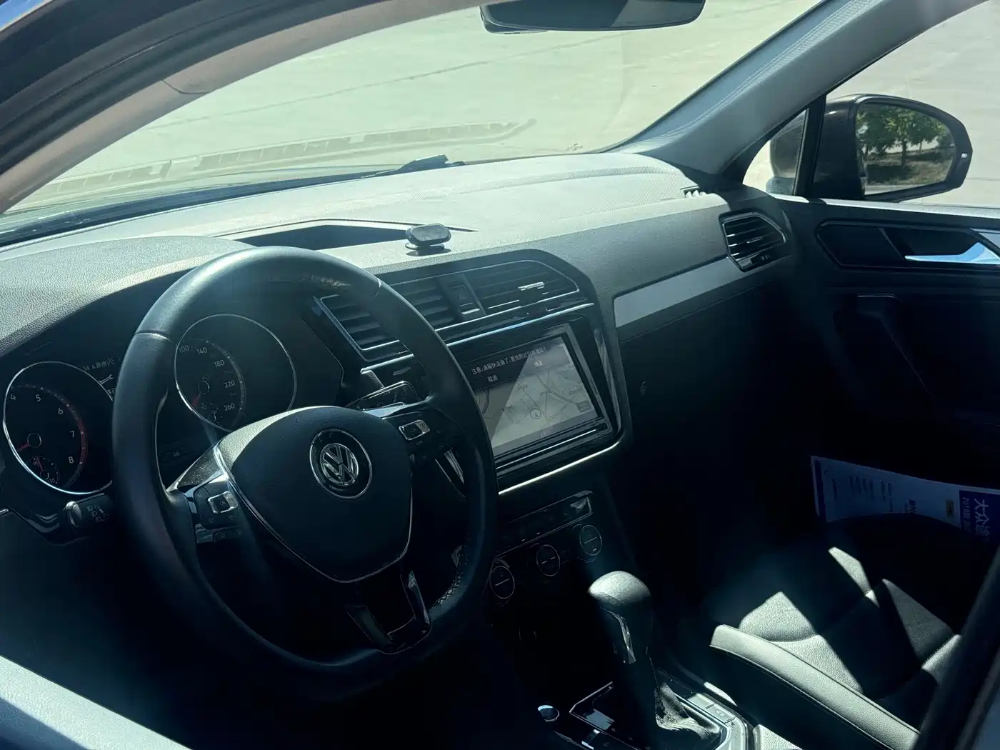 Фото 6 - Volkswagen Tiguan L