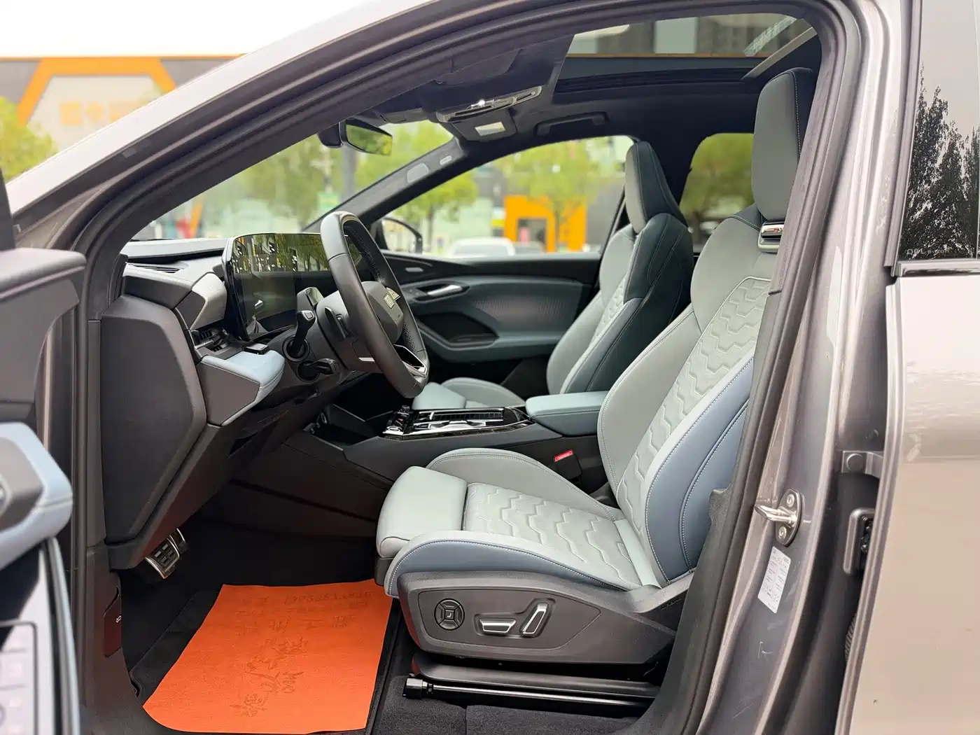 Audi Q6L e-tron 2025 2025 Model Pioneer Edition