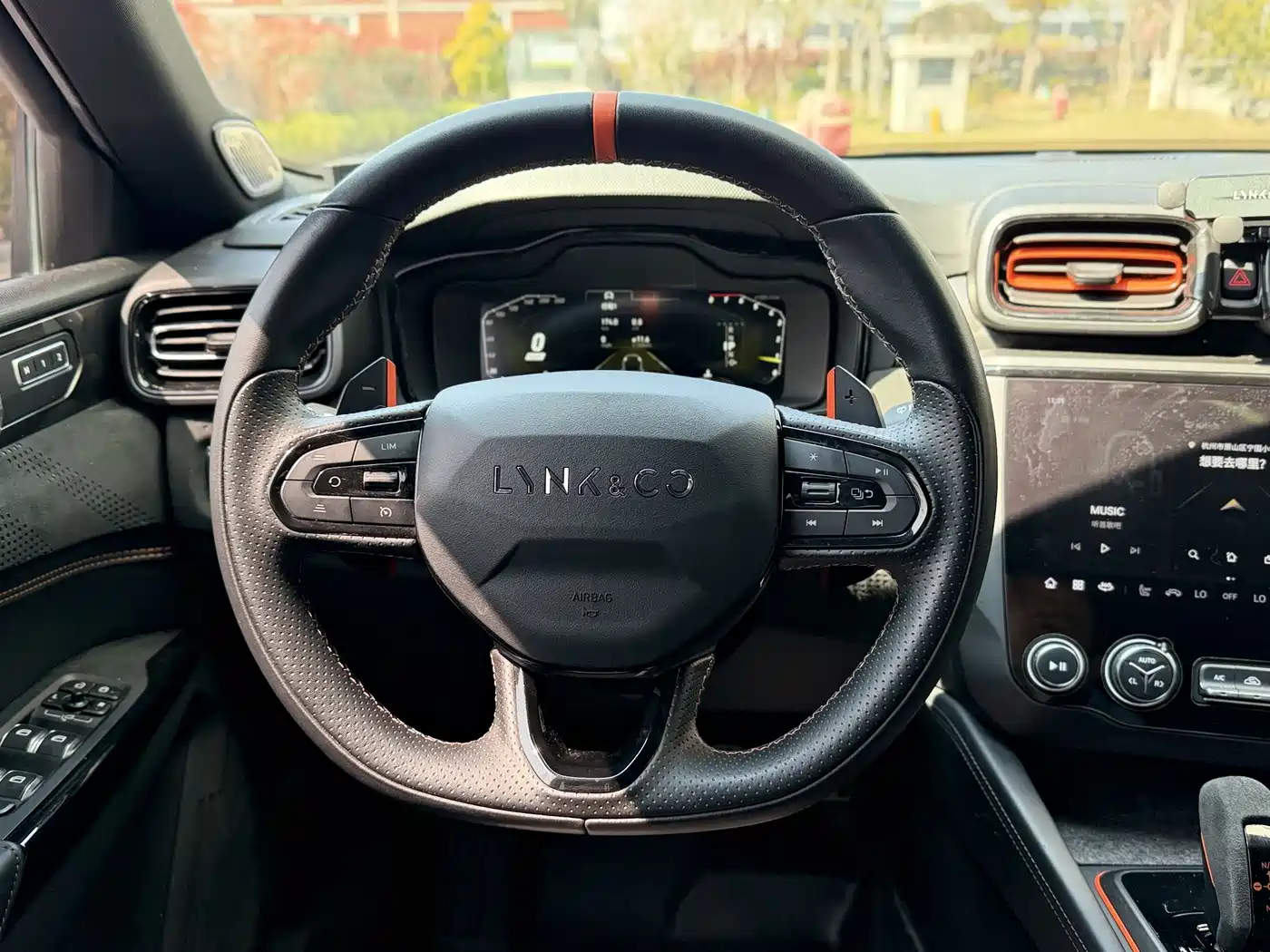 LYNK & CO. 02 HATCHBACK