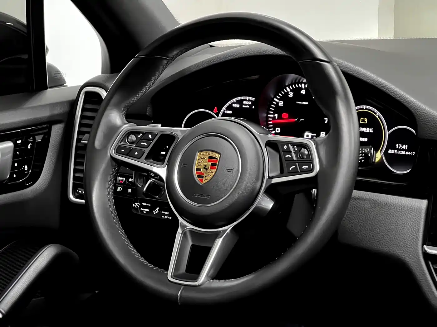 Porsche Cayenne 2018 Cayenne 3.0T фото 11