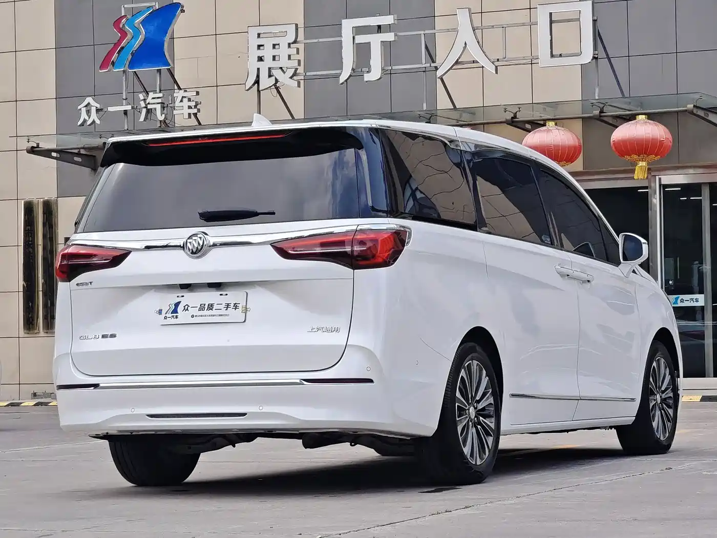 Buick GL8 2022 ES Landmark 653T Flagship фото 7