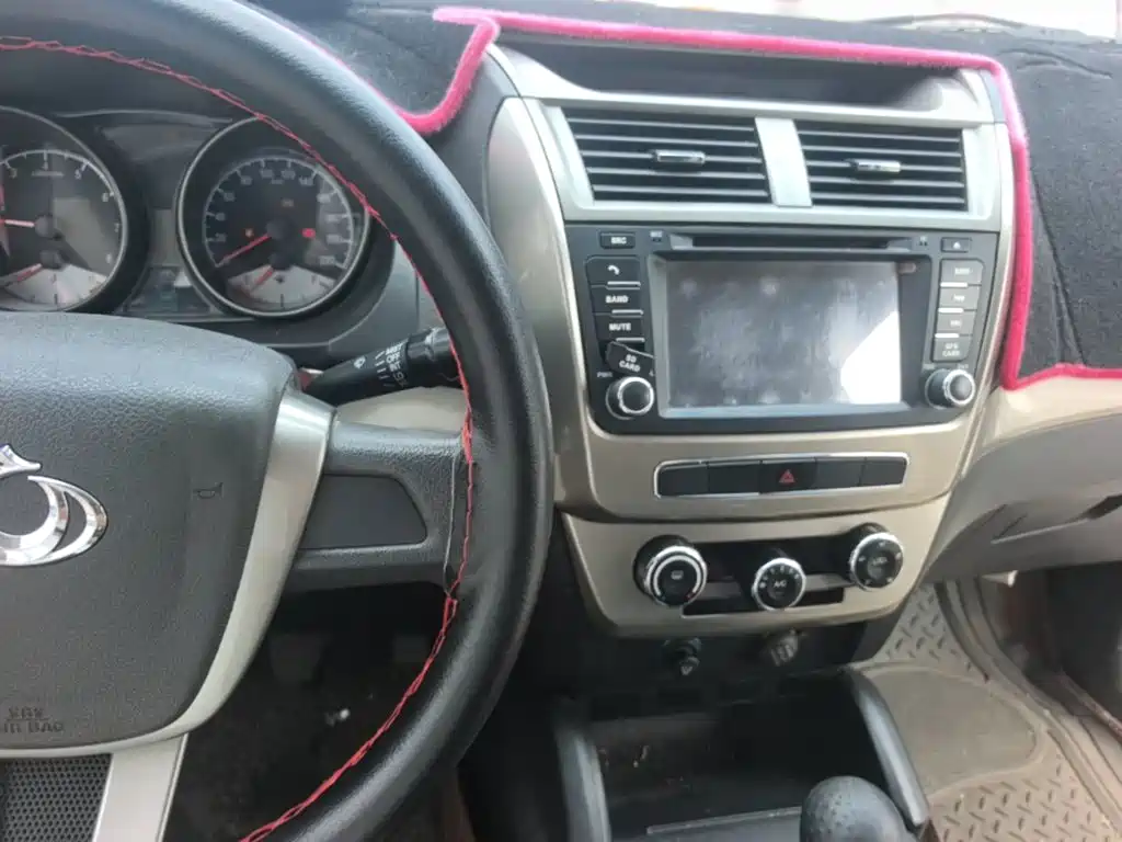 Geely GX7 2014 2014 1.8L Manual Value Sunroof Edition
