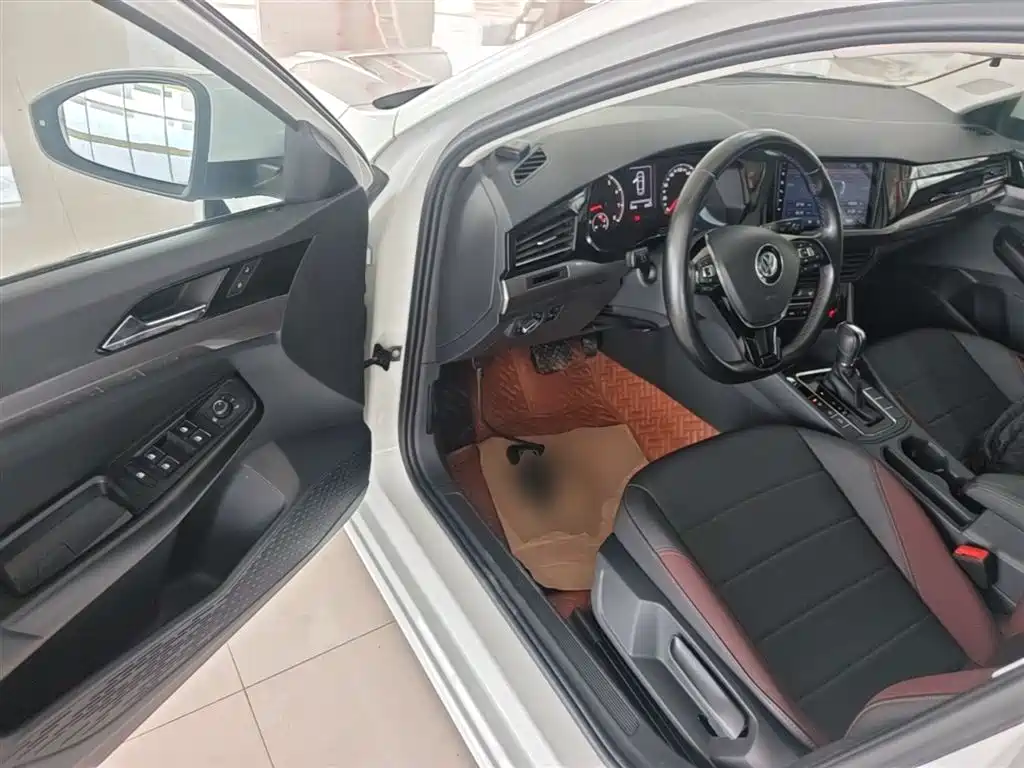 Volkswagen Bora 2020 1.5L Automatic Elite фото 16
