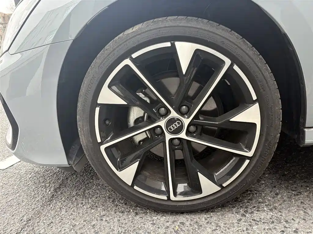 Audi A3 2025 A3L Limousine 35TFSI Flying Premium фото 9