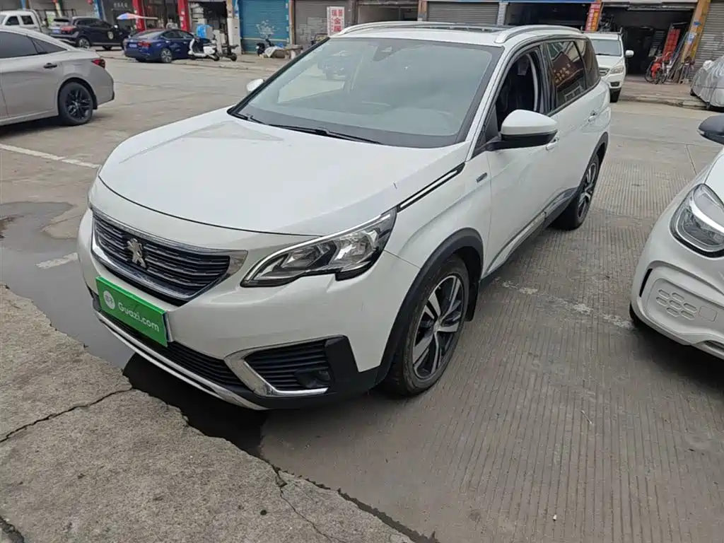 Peugeot 5008 2017 350THP 7-seat Elite Edition