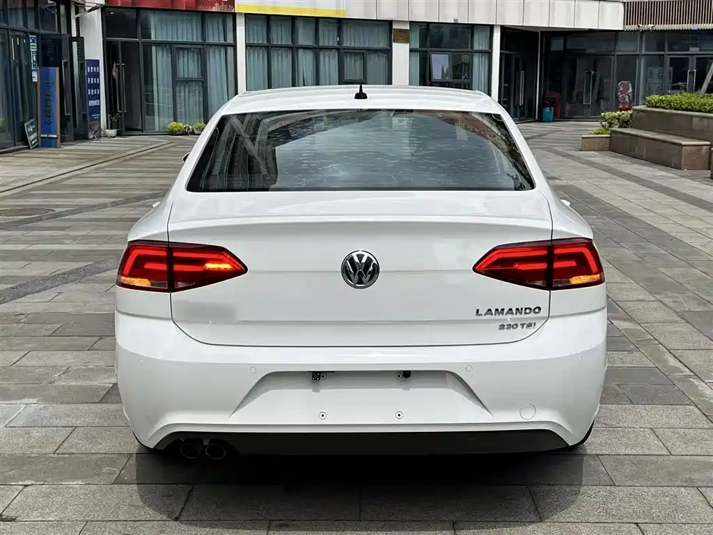 Volkswagen Lamando 2018 230TSI DSG Trend Edition фото 6