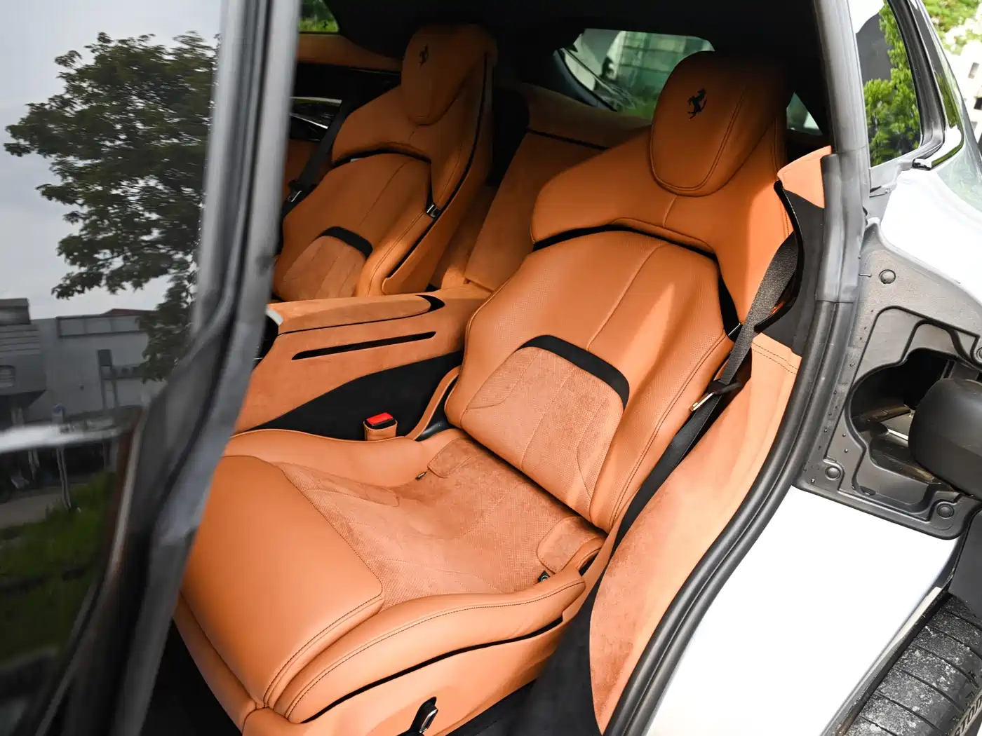 Ferrari Purosangue 2025 2023 6.5L V12