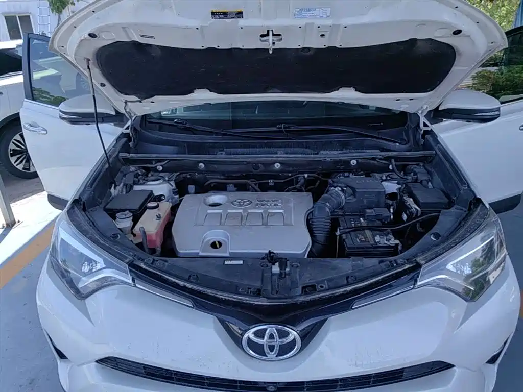 Toyota RAV4 Rongfang 2016 2.0L CVT 2WD Smart (China V) фото 20