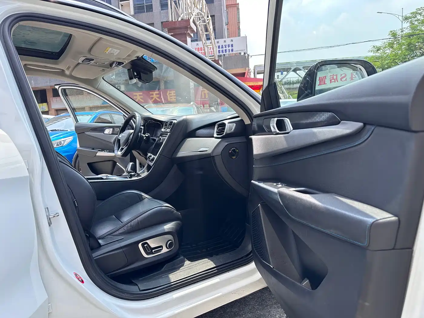Lynk & Co 01 EM-P 2018 2018 1.5T PHEV Jin Pro China V