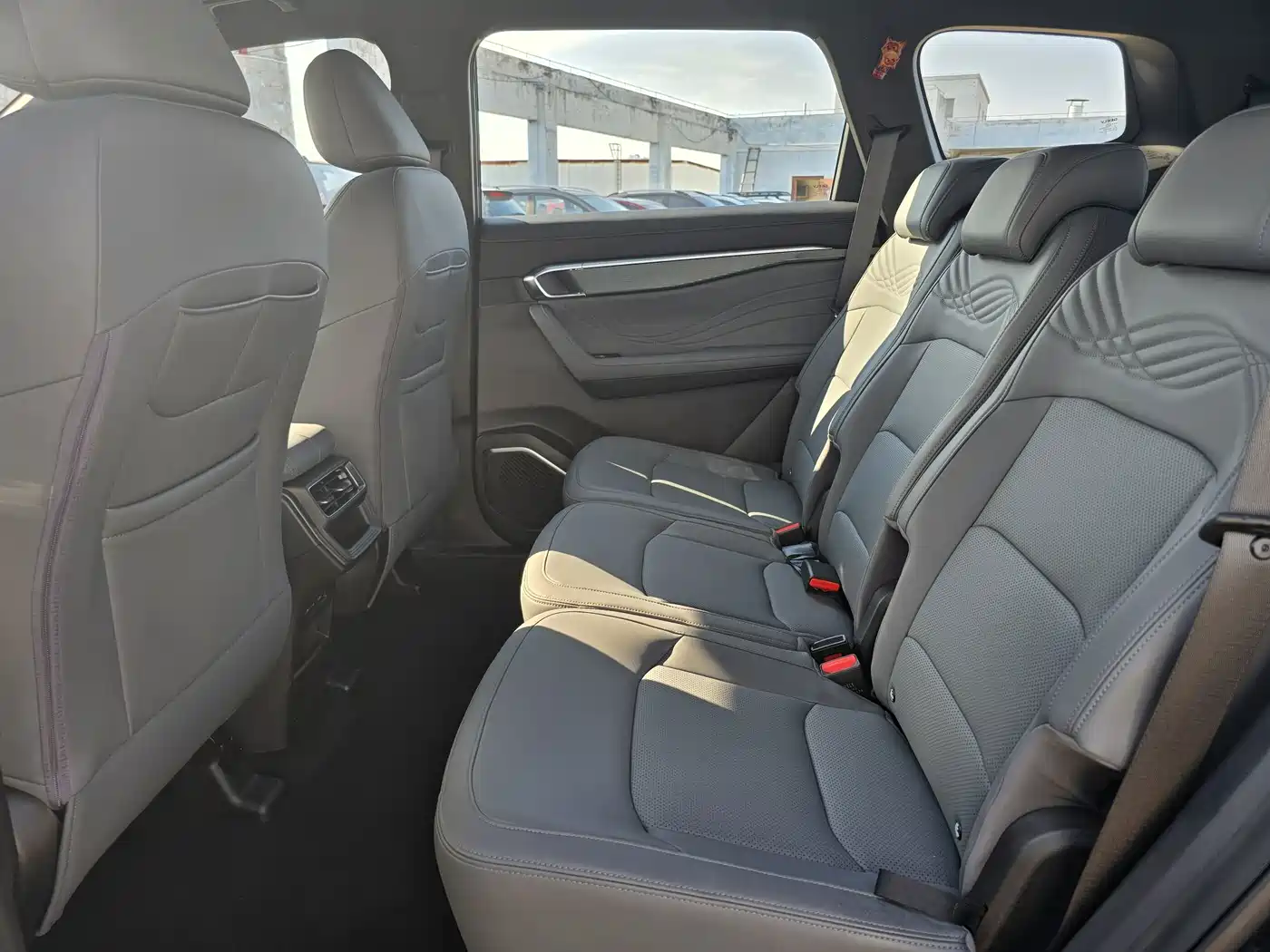 Geely Haoyue L 2026 2026 1.5TD DCT Happiness 7-Seater