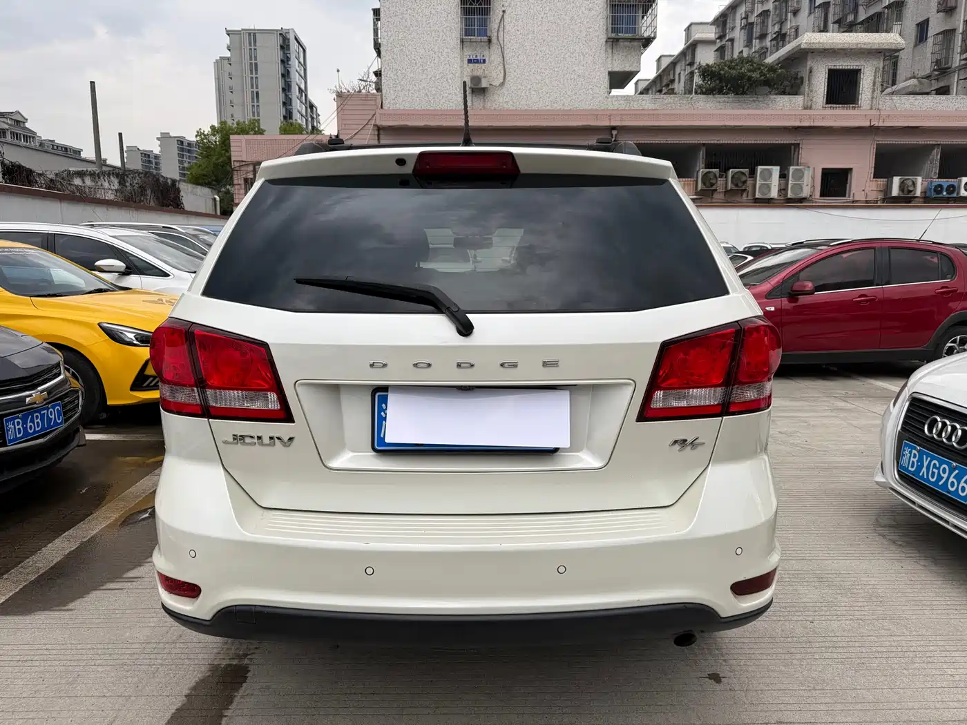 Dodge Journey 2015 2013 Model 2.4L 2WD Premium Edition