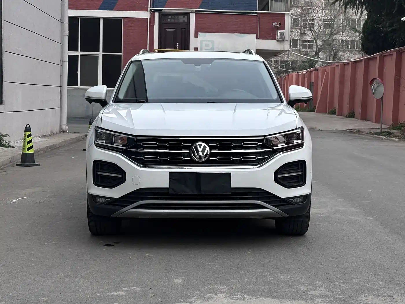Volkswagen Tayron 2022 280TSI 2WD Luxury Smart Connect Edition фото 2