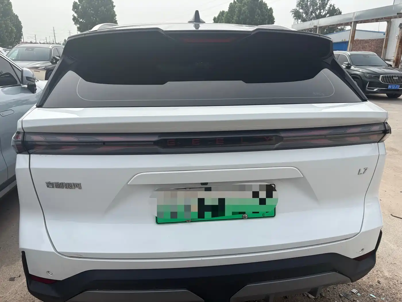 Geely Galaxy Galaxy L7 2024 1.5T 115km PLUS Soaring Dragon Edition фото 8