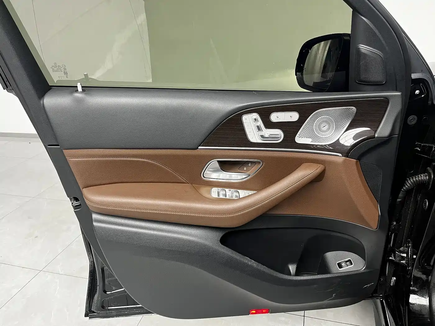Mercedes-Benz GLE 2024 Facelift GLE 350 4MATIC Fashion фото 9