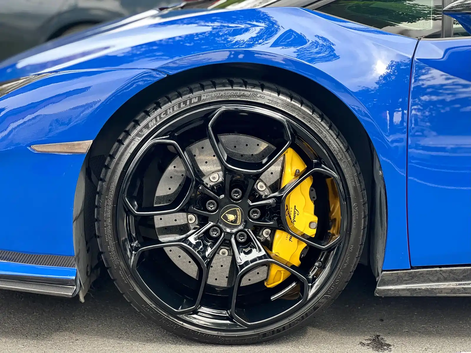 Фото 7 - Lamborghini Huracán