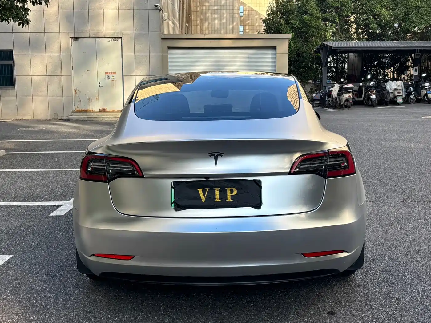 Фото 5 - Tesla Model 3