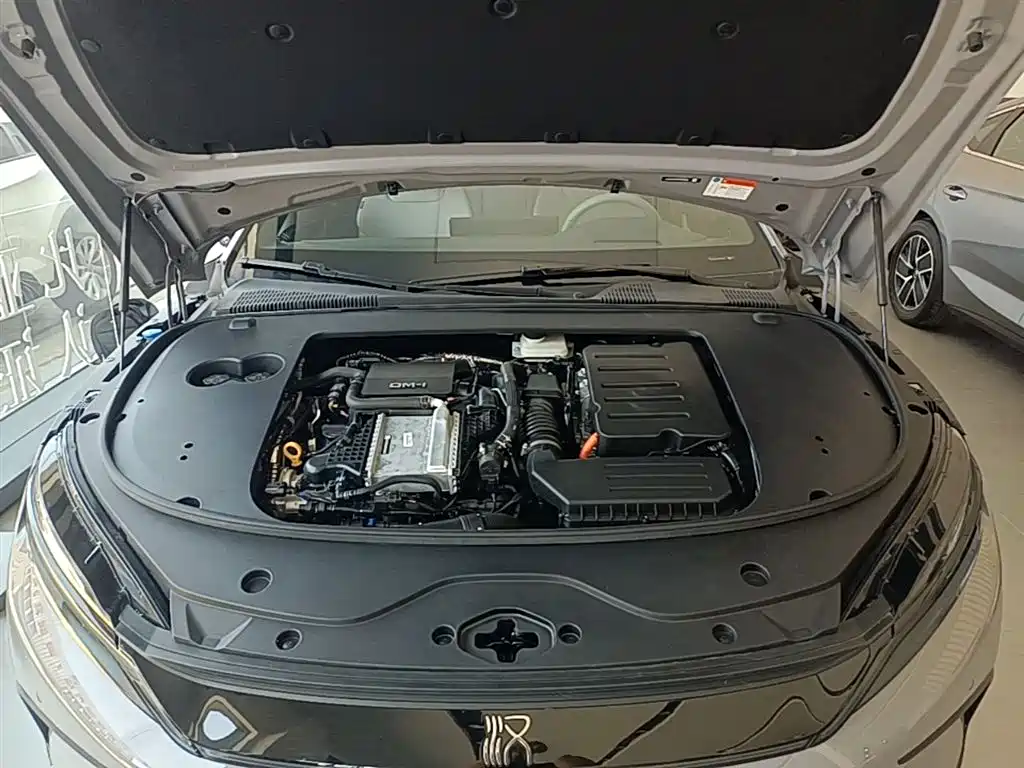 BYD Han 2025 DM-i Smart Driving Edition 125KM LiDAR Flagship фото 16