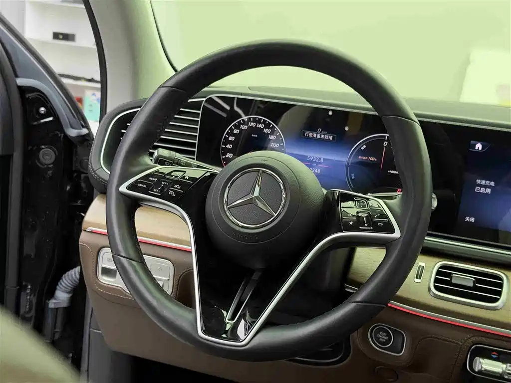 Mercedes-Benz GLE New Energy 2024 GLE 400 e 4MATIC фото 12