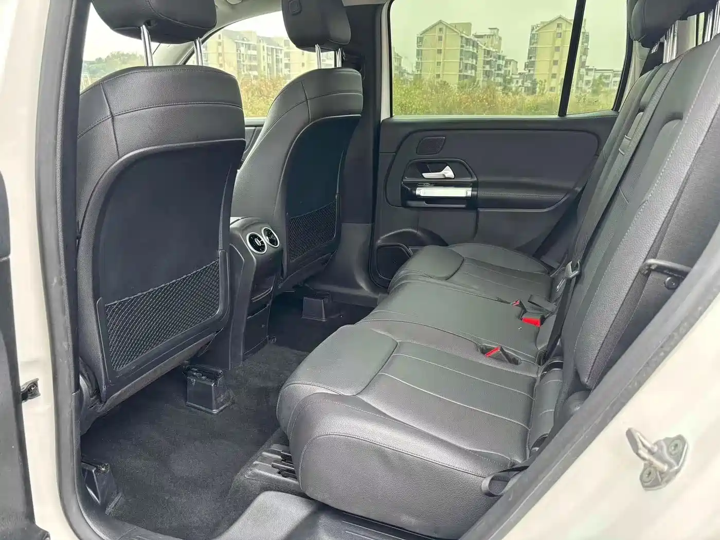 Mercedes-Benz GLB 2022 Model GLB 200 Dynamic Edition фото 5