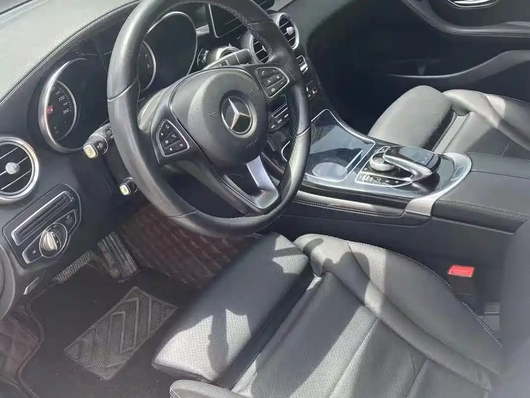 Mercedes-Benz GLC 2016 GLC 200 4MATIC фото 4