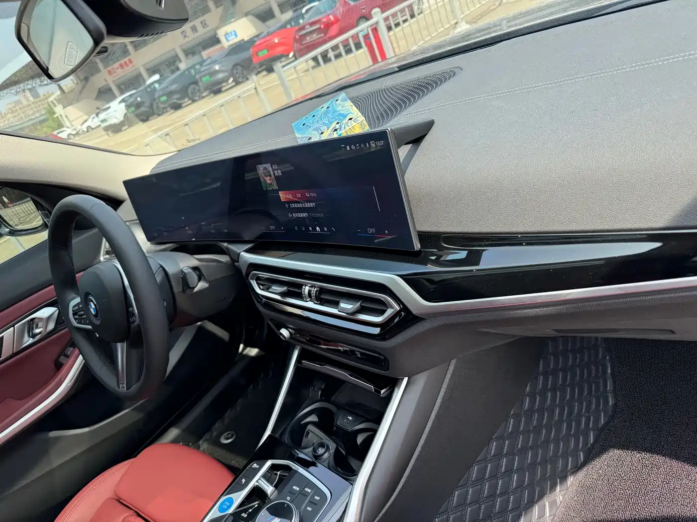 BMW i3 2024 eDrive 35 L фото 11