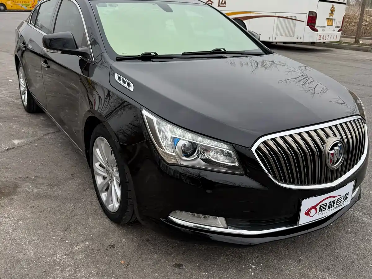 Buick LaCrosse 2013 2.4L SIDI Luxury Comfort